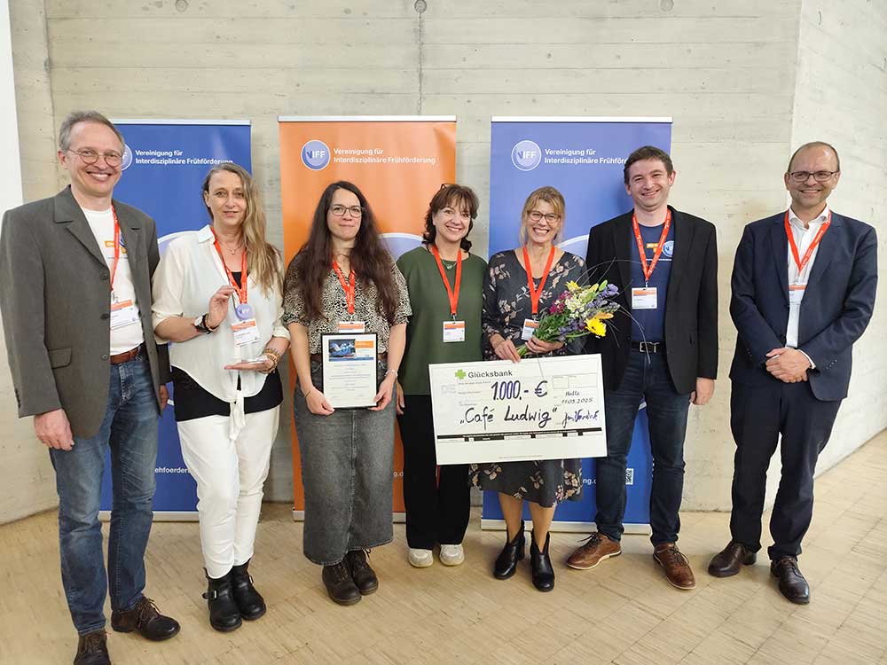 Die Preisträger des Frühförderpreises 2025 mit den Vorsitzenden der VIFF